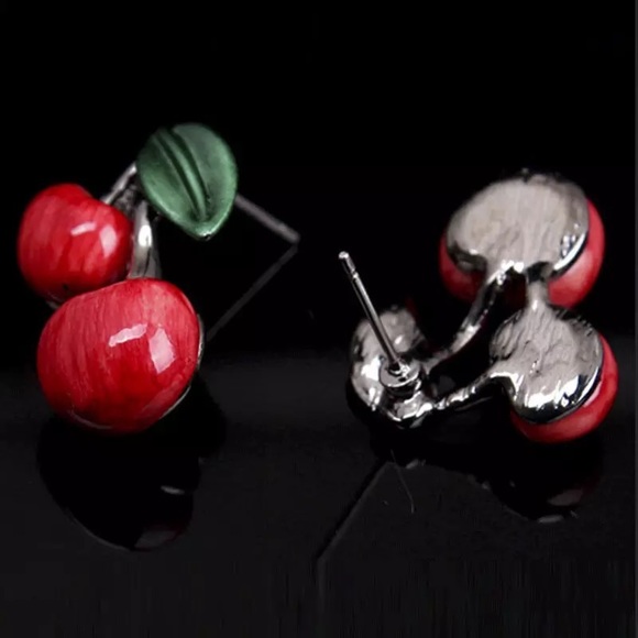 Enamel Cherries and Leaves Necklace Set - Picture 6 of 13